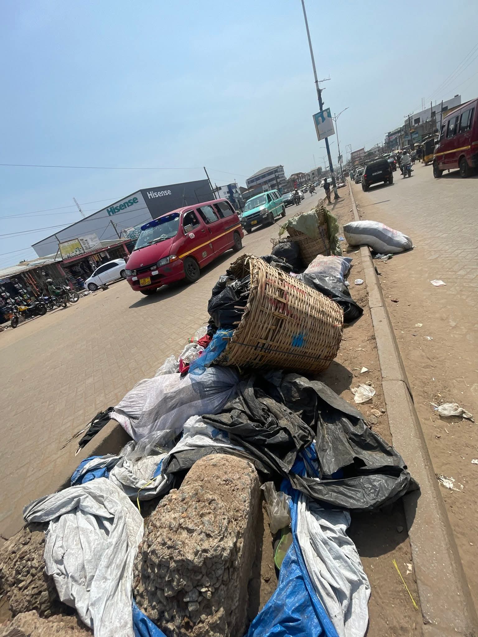 Illegal dumping reported on TrashDrop: Pavement dump
