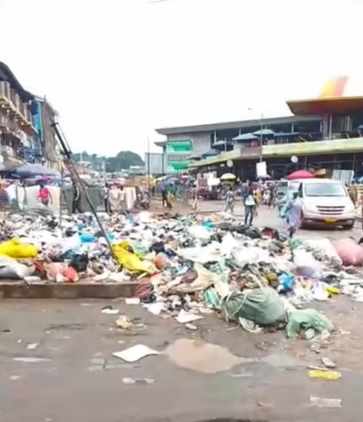 Illegal dumping reported on TrashDrop: Kumasi Central Market